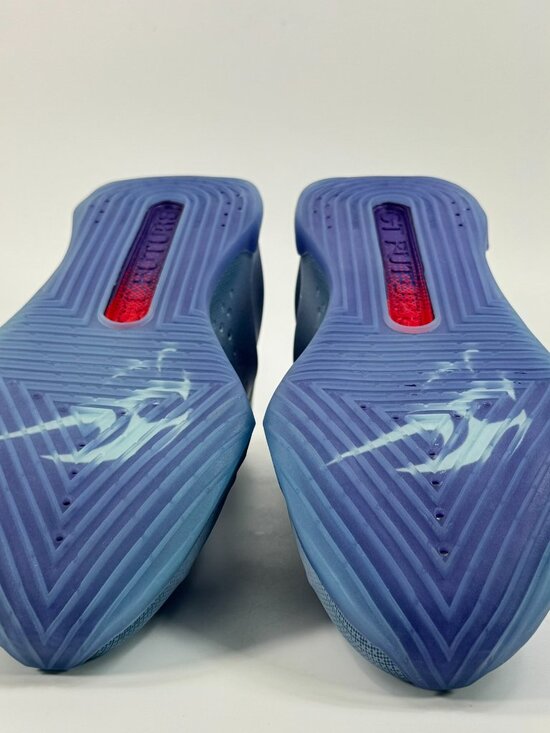 Nike GT Future \'Swooshman\' IQ7277-001 Basketball size 14